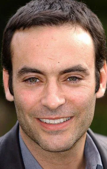 Энтони Делон